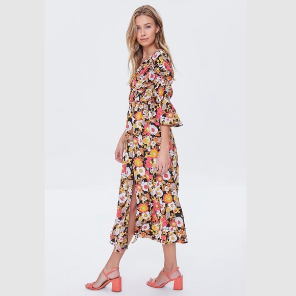Floral Print Bell Sleeve Dress - Picture 5 of 6